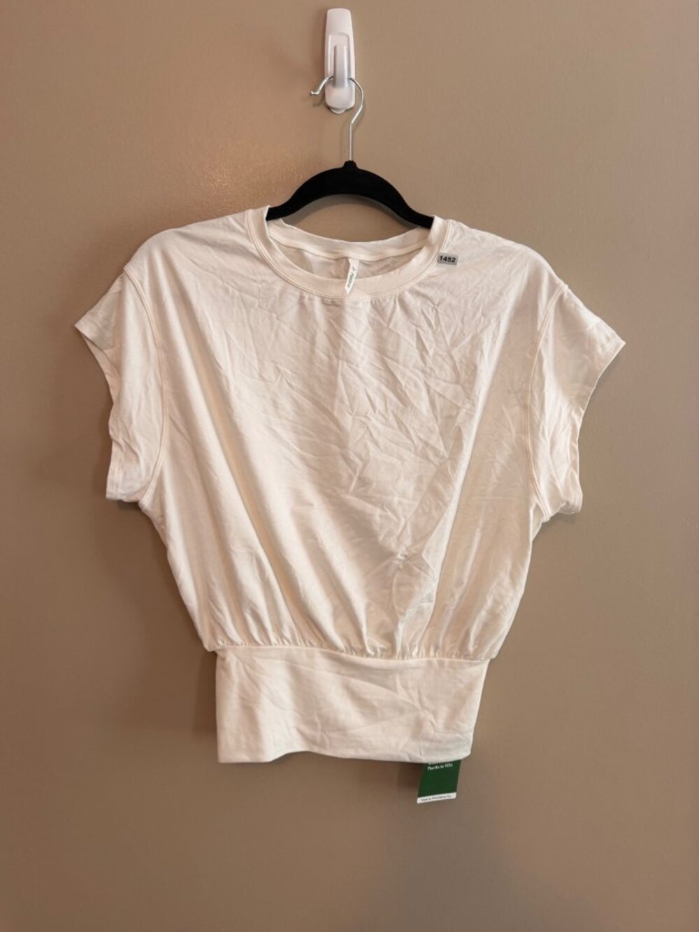 Halara Small Womens White Short Sleeve Elastic Waist Top S Nwt